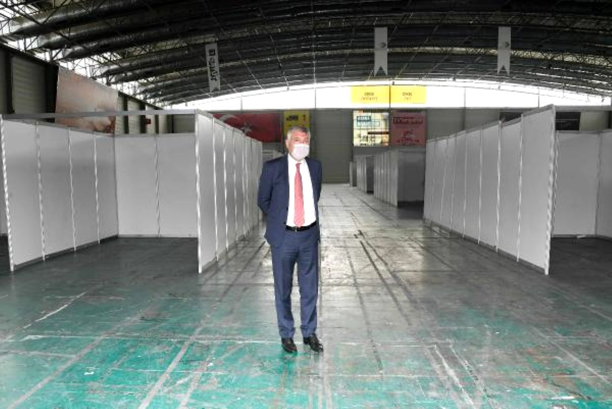 chp-li-adana-buyuksehir-belediyesi-nin-sahra-13118890_amp