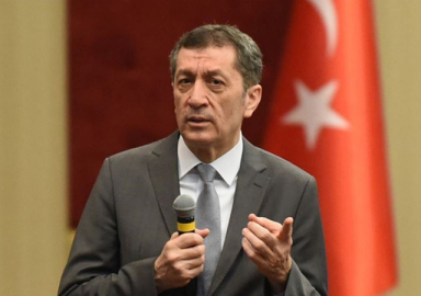 Milli Eğitim Bakanı Selçuk: Okulların tatil olduğu süre kadar telafi eğitimi yapılmayacak
