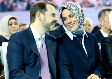 Esra Albayrak’a Ahlaksız paylaşımlara gözaltı! Tepkiler çığ gibi yağıyor