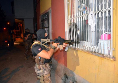 Adana'da PKK'nın gençlik yapılanmasına operasyon: 13 gözaltı