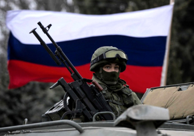 Rusya'dan Hafter'e silah sevkiyatı