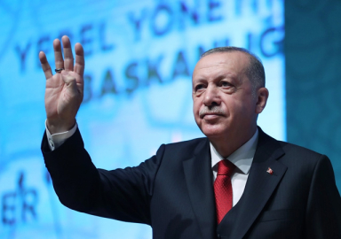 Cumhurbaşkanı Erdoğan: Şimdi tekrar İstanbul çöp dağlarıyla adeta bir rezillik