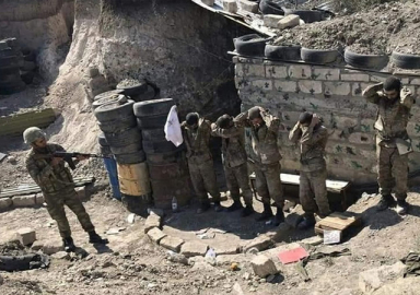 Azerbaycan ordusuna teslim olan Ermeni askerler