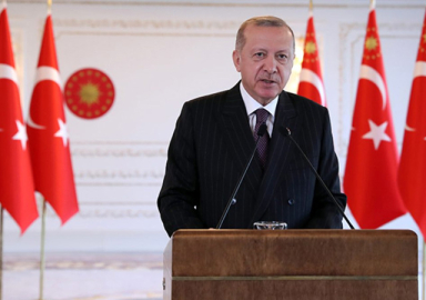 Erdoğan: Suriye'deki terör bölgeleri söz verildiği gibi ya temizlenir ya da kendimiz yaparız