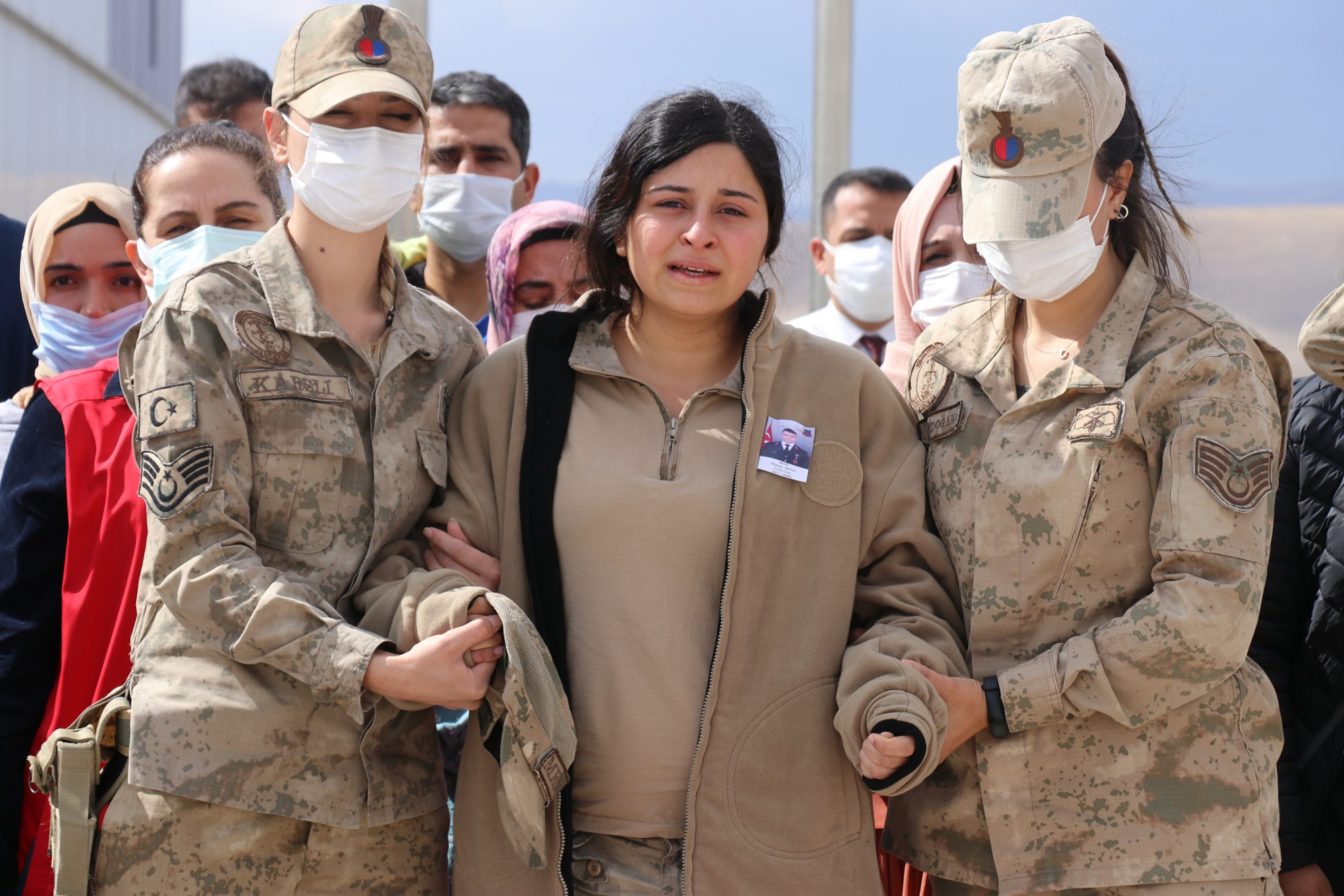 agrida-sehit-olan-uzman-cavus-huseyin-yirticinin-naasi-hataya-ugurlandi_8270ffd-scaled