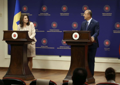 Çavuşoğlu: Her hal ve şartta kardeş Azerbaycan'ın yanındayız