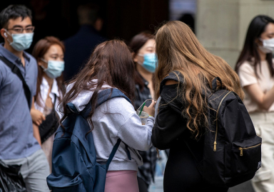 DSÖ: Genç insanların aşı olmak için 2022'yi beklemesi gerekebilir