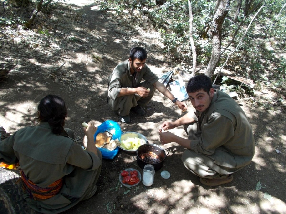 eylem-hazirligindaki-4-terorist-yakalandi-13677398_amp