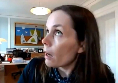 İzlanda Başbakanı Katrin Jakobsdottir canlı yayındayken deprem oldu