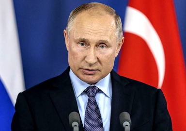 Putin: Erdoğan baskılara rağmen bağımsız dış politika izliyor
