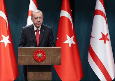 Erdoğan: Türkiye olarak Kıbrıs'ta adil bir çözümden yanayız