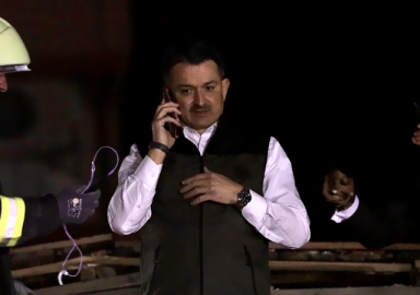 Bakan ile Buse'nin duygulandıran diyaloğu: Köpekleri salın ben de kedi sesi çıkarayım!