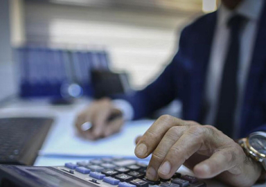 Hazine ve Maliye Bakanlığı, 1500 defterdarlık uzmanı ve 300 uzman yardımcısı alacak