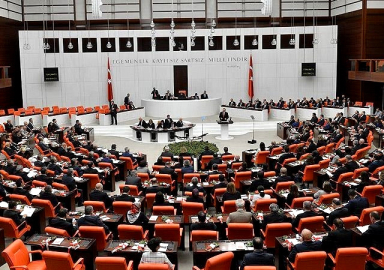 AK Parti'den yeni ekonomi paketi: 18 yaş altı BES'E dahil edilecek