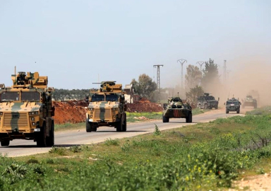 İdlib'de Türk askerine saldırı: 1 askerimiz şehit 4 askerimiz yaralı