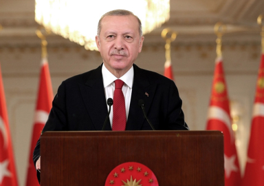 AK Parti'nin Seçim Yasası taslağı hazır: Seçim barajı yüzde 5'e düşüyor