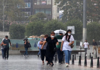 İstanbul için kuvvetli sağanak uyarısı