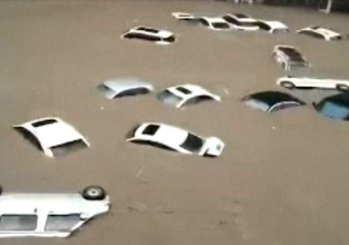 Çin'de sel felaketi! Bin yılın en şiddetli yağmuru