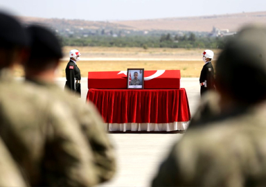 Şehitlerimiz son yolculuğuna uğurlandı