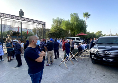 Tunus'ta darbe girişimi! Türkiye'den tepki yağıyor