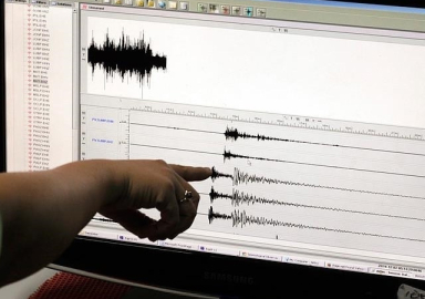 Ege beşik gibi sallanıyor