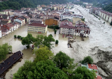 Batı Karadeniz'de sel: Kastamonu'da 5 kişi hayatını kaybetti, Bartın'da bir kişi kayıp