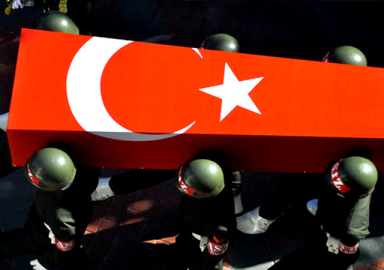 Pençe-Yıldırım Harekatı bölgesinde 3 asker şehit