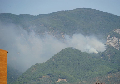 Kazdağları'nda iki farklı noktada yangın