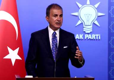 Ömer Çelik: Türkiye göçmen kampı değildir