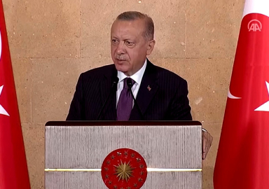 Erdoğan: Türkiye ilave bir göç yükünü kaldıramaz