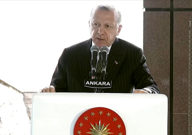 Erdoğan: Milli iradenin gücünü cümle aleme gösterdik