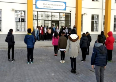 Alevi öğrencilere sorgu iddiası! Öğretmen görevden alındı