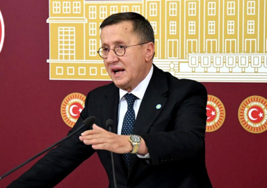 CHP şehit ailesine alçakça küfür eden Lütfü Türkkan'a sahip çıktı
