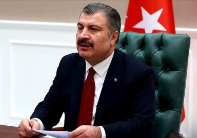 Sağlık Bakanı Koca: Salgında yeni tedaviler devreye giriyor