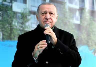 Erdoğan ekonomi eleştirilerine cevap verdi: Bu faizler düşecek