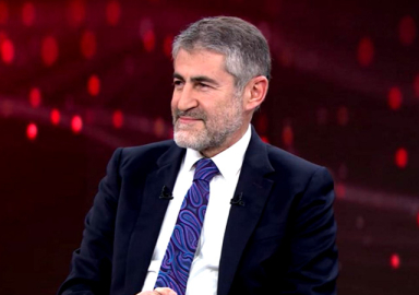 Nureddin Nebat: Dövizdeki köpük hızla gidiyor