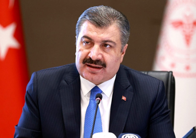 Fahrettin Koca: Yeni vakaların yüzde 10'undan fazlası Omicron