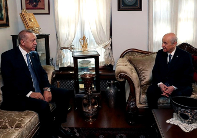 Ankara'da sürpriz zirve! Cumhurbaşkanı Erdoğan Devlet Bahçeli ile görüştü