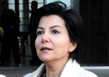 Cumhurbaşkanı Erdoğan'a hakaret eden Sedef Kabaş tutuklandı