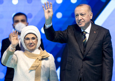 Erdoğan'dan sağlık durumuna dair paylaşım: Hafif geçiyor