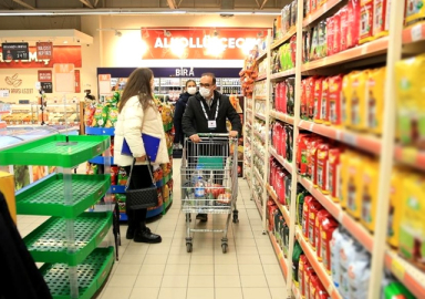 KDV indirimi fiyatlara yansımaya başladı