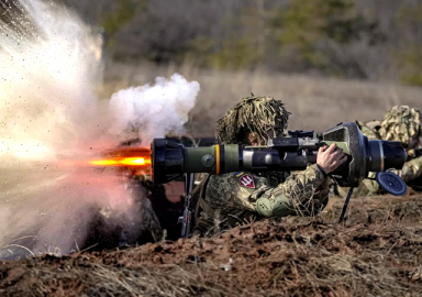 Ukrayna duyurdu: Rusya Donbas'ta bir köye saldırdı