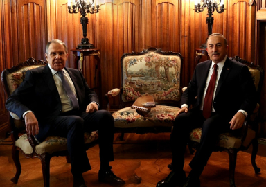 Çavuşoğlu Lavrov'la görüştü: Zelenski-Putin görüşmesine ev sahipliği yaparız