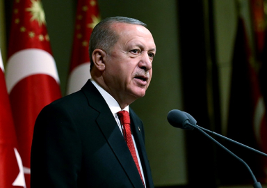 Erdoğan: Vatandaşımızı enflasyona ezdirmemek boynumuzun borcudur