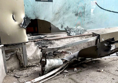 Gaziosmanpaşa'da TÜGVA ofisine bombalı saldırı!