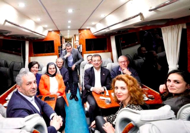 İmamoğlu, tartışma yaratan fotoğrafla ilgili konuştu