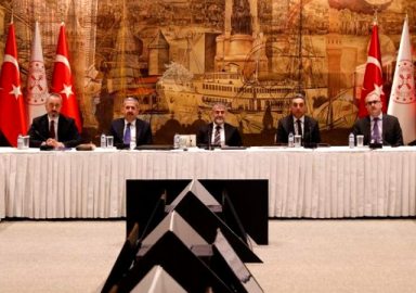 Hazine ve Maliye Bakanı Nebati: Gıda fiyatlarında cesur adımlar atılacak