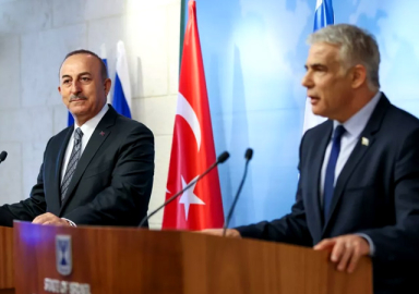 Mevlüt Çavuşoğlu İsrail'de 15 yıl sonra tarihi ziyaret! Davete esprili yanıt