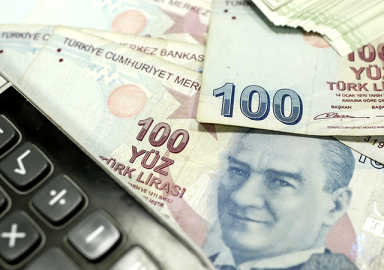 Emekli maaş farkı ödemeleri yatıyor!