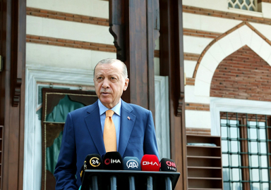 Cumhurbaşkanı Erdoğan'dan Kılıçdaroğlu'na 'KHK' tepkisi: Milleti ahmak yerine koyuyor